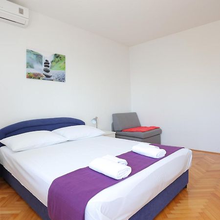 Apartments By The Sea Brela, Makarska - 2718 Room photo