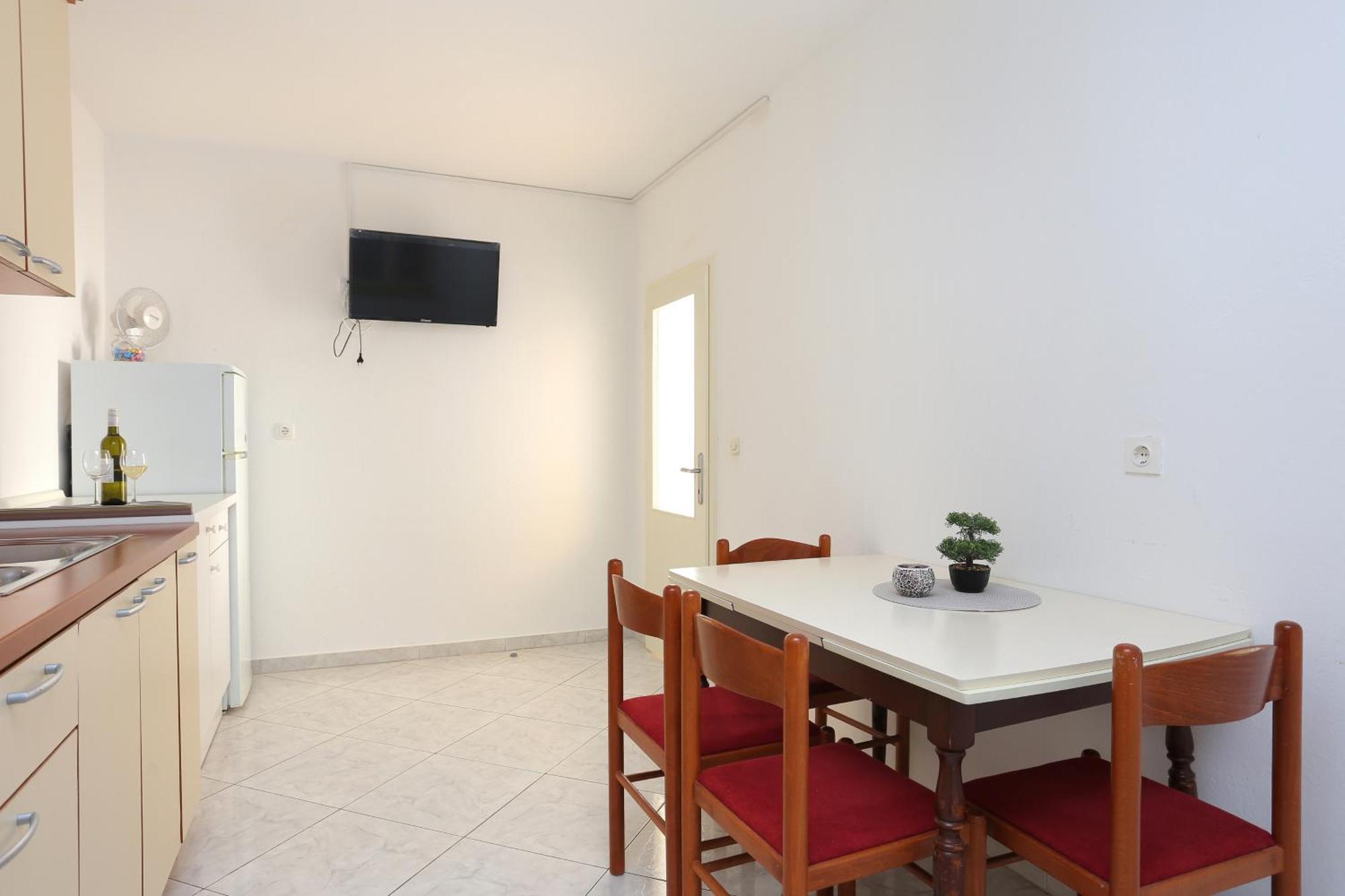 Apartments By The Sea Brela, Makarska - 2718 Room photo